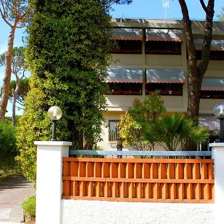 Hotel Manuela Cinquale