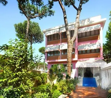 Hotel Manuela 3*