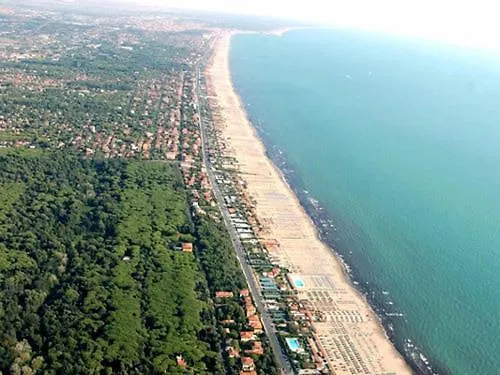 Manuela Hotel Cinquale
