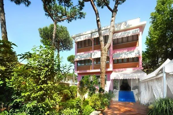 Hotel Manuela 3*